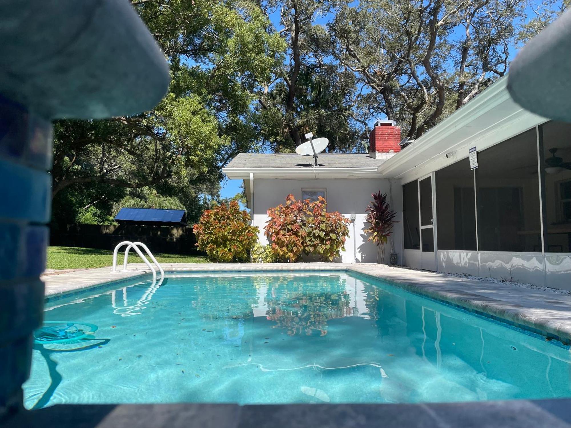 4 Bedroom Clearwater Vacation Home With Amazing Backyard מראה חיצוני תמונה