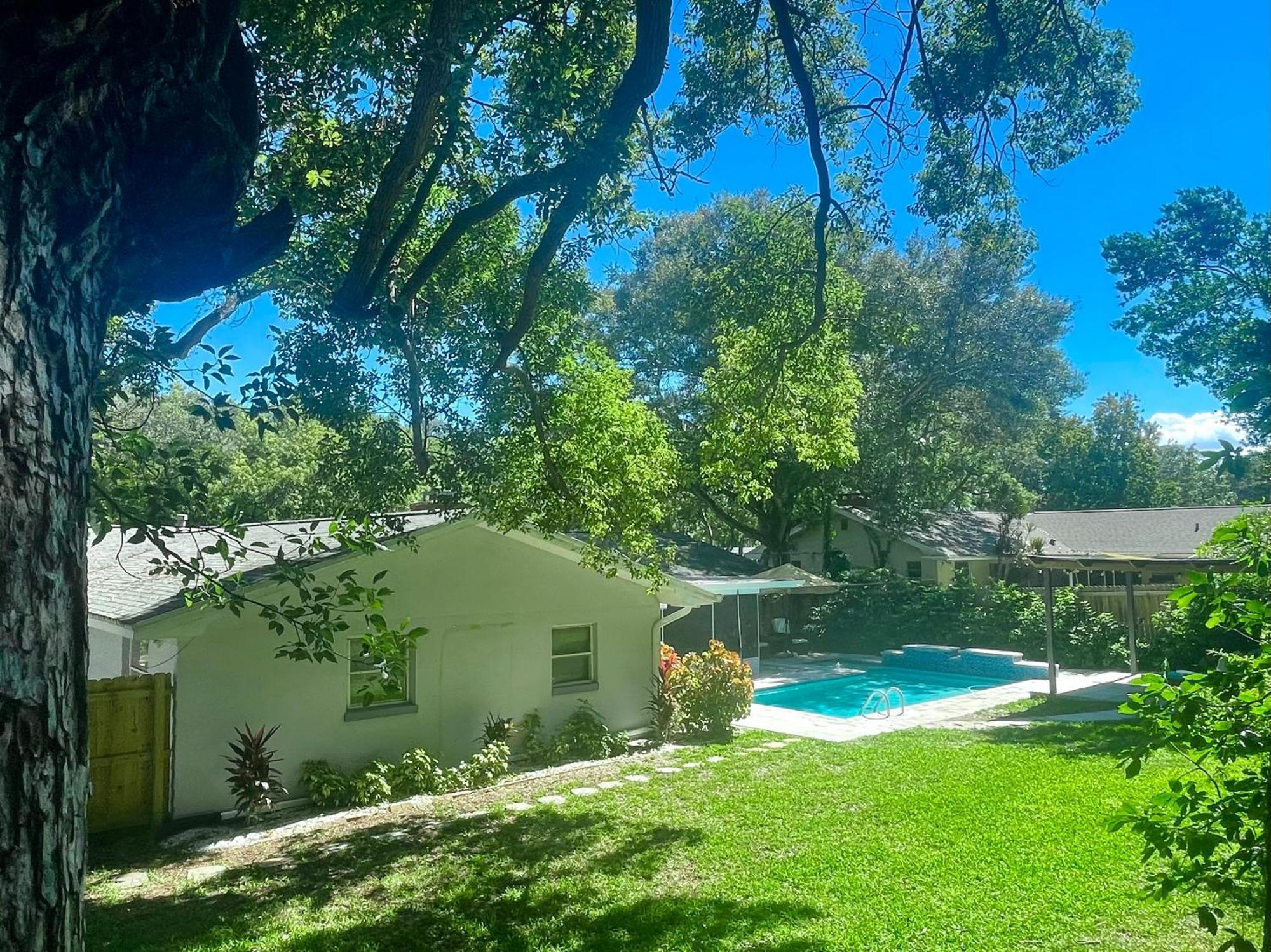 4 Bedroom Clearwater Vacation Home With Amazing Backyard מראה חיצוני תמונה